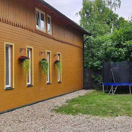 Portoss Hotell Ventspils Eksteriør bilde