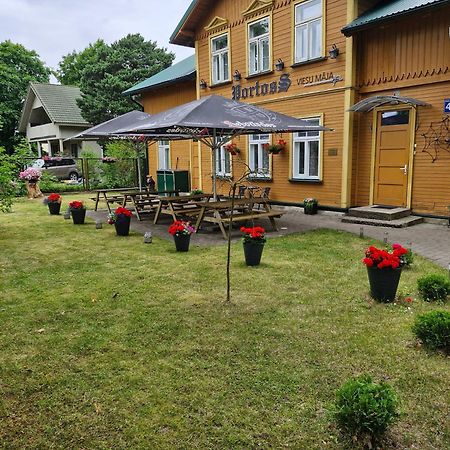 Portoss Hotell Ventspils Eksteriør bilde