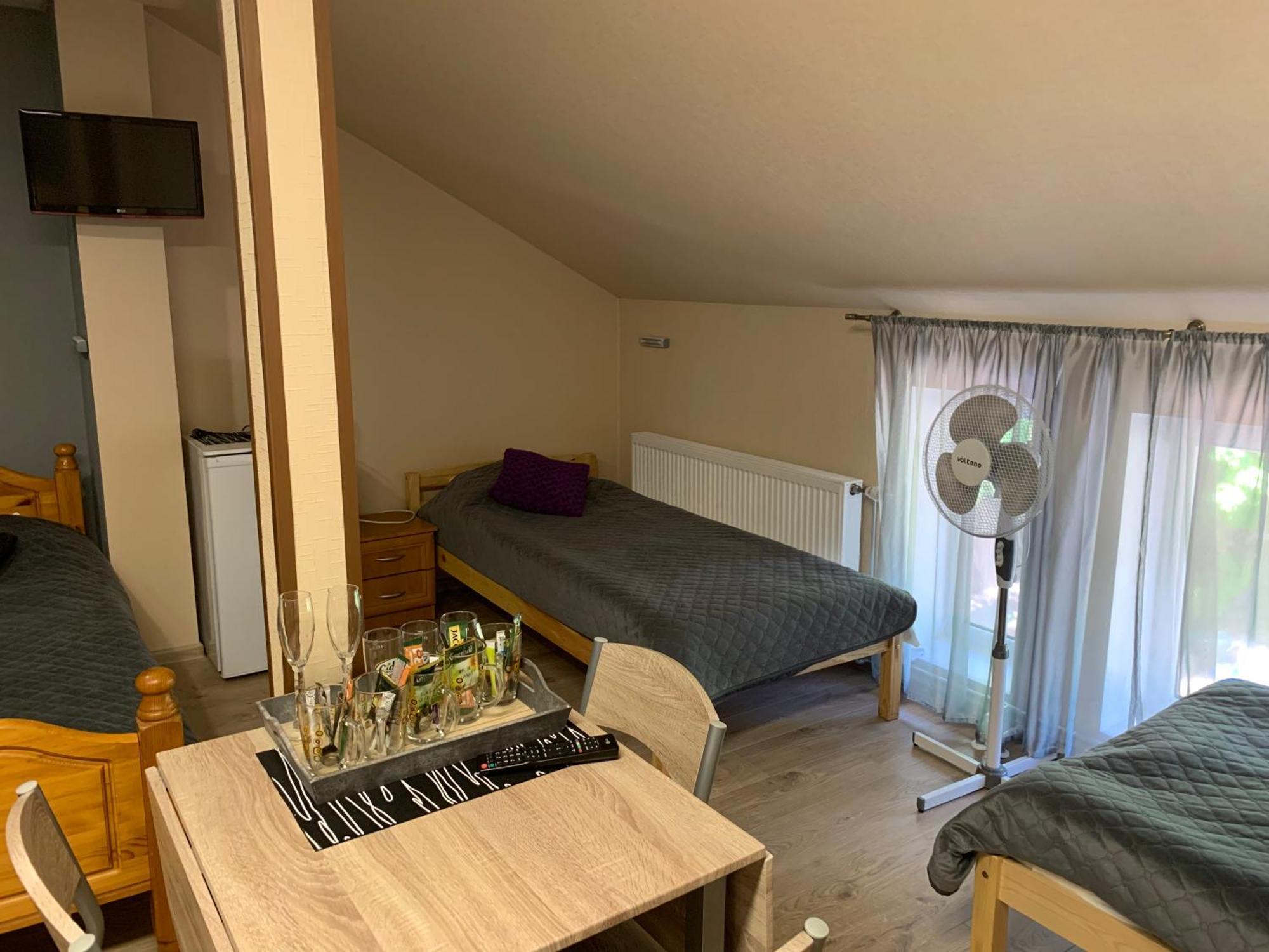 Portoss Hotell Ventspils Eksteriør bilde