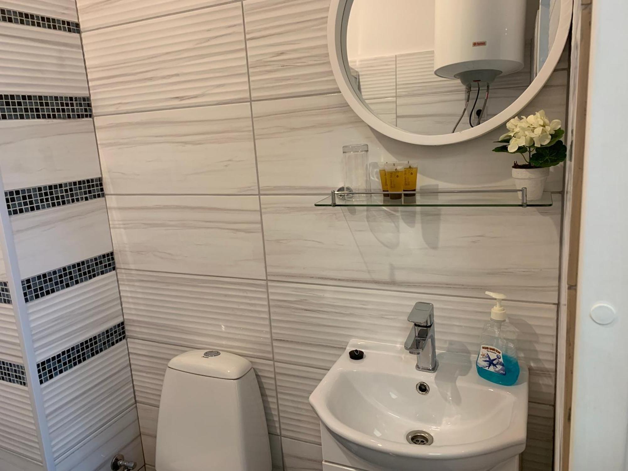 Portoss Hotell Ventspils Eksteriør bilde