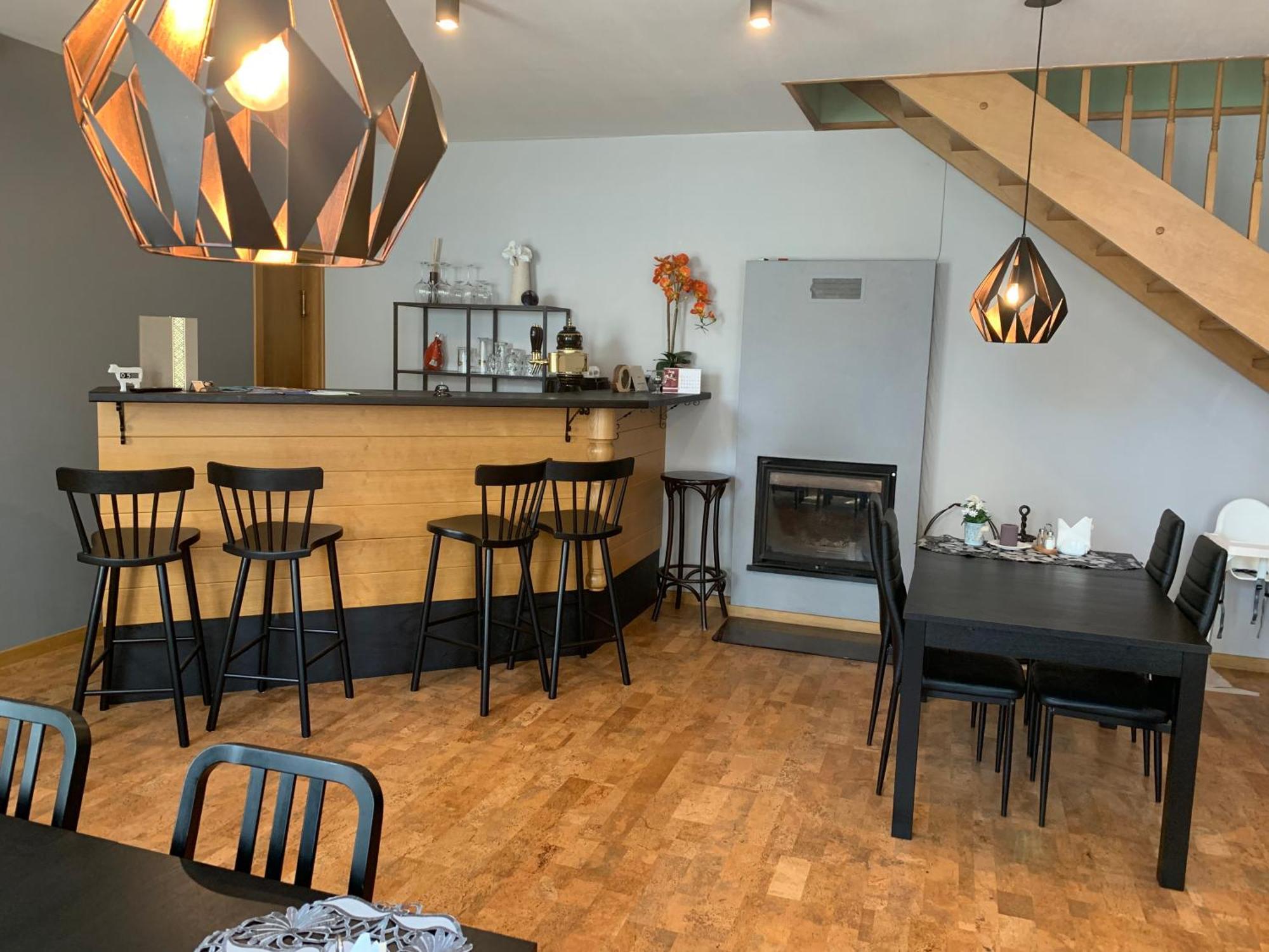 Portoss Hotell Ventspils Eksteriør bilde
