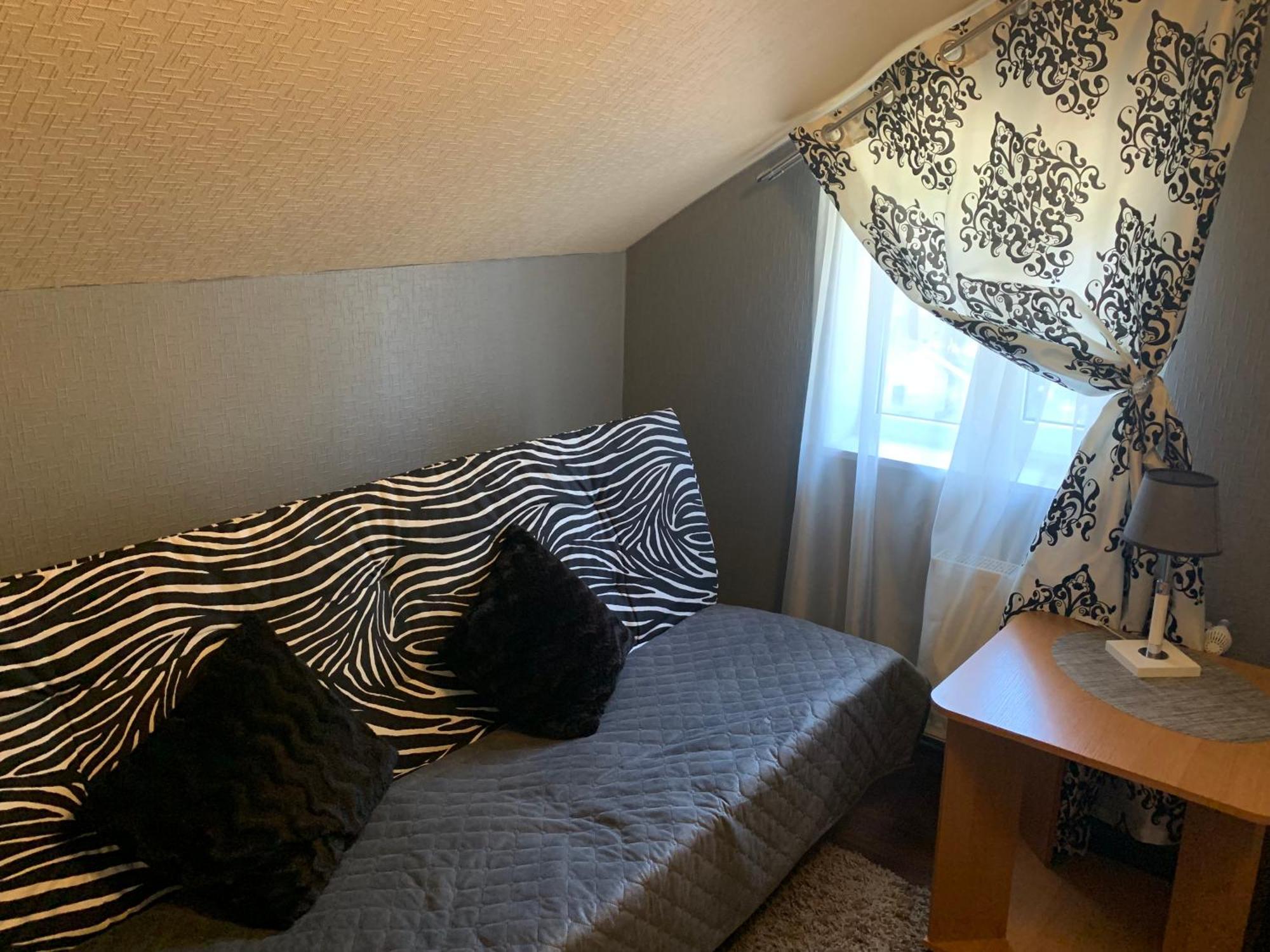 Portoss Hotell Ventspils Eksteriør bilde