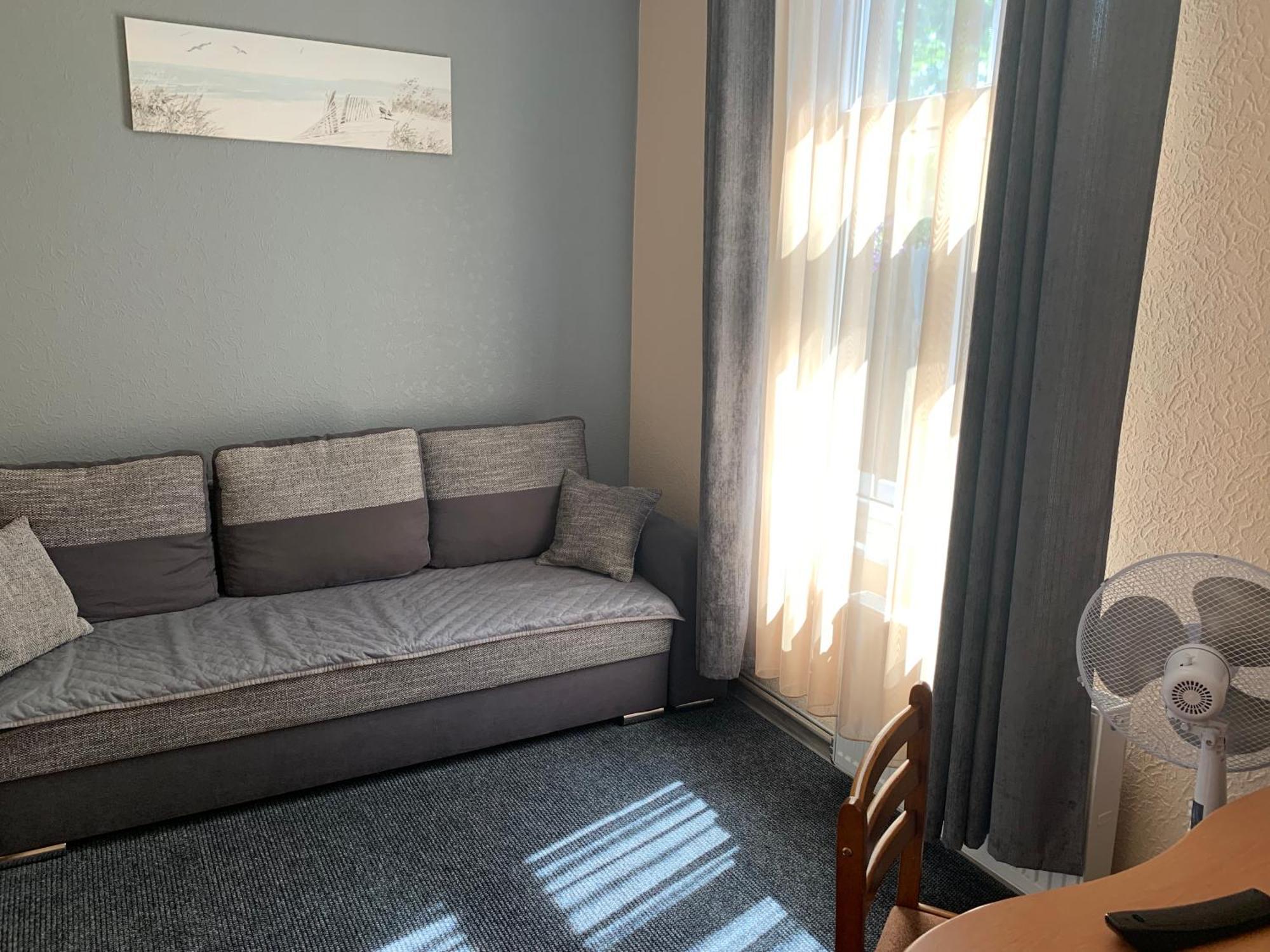 Portoss Hotell Ventspils Eksteriør bilde