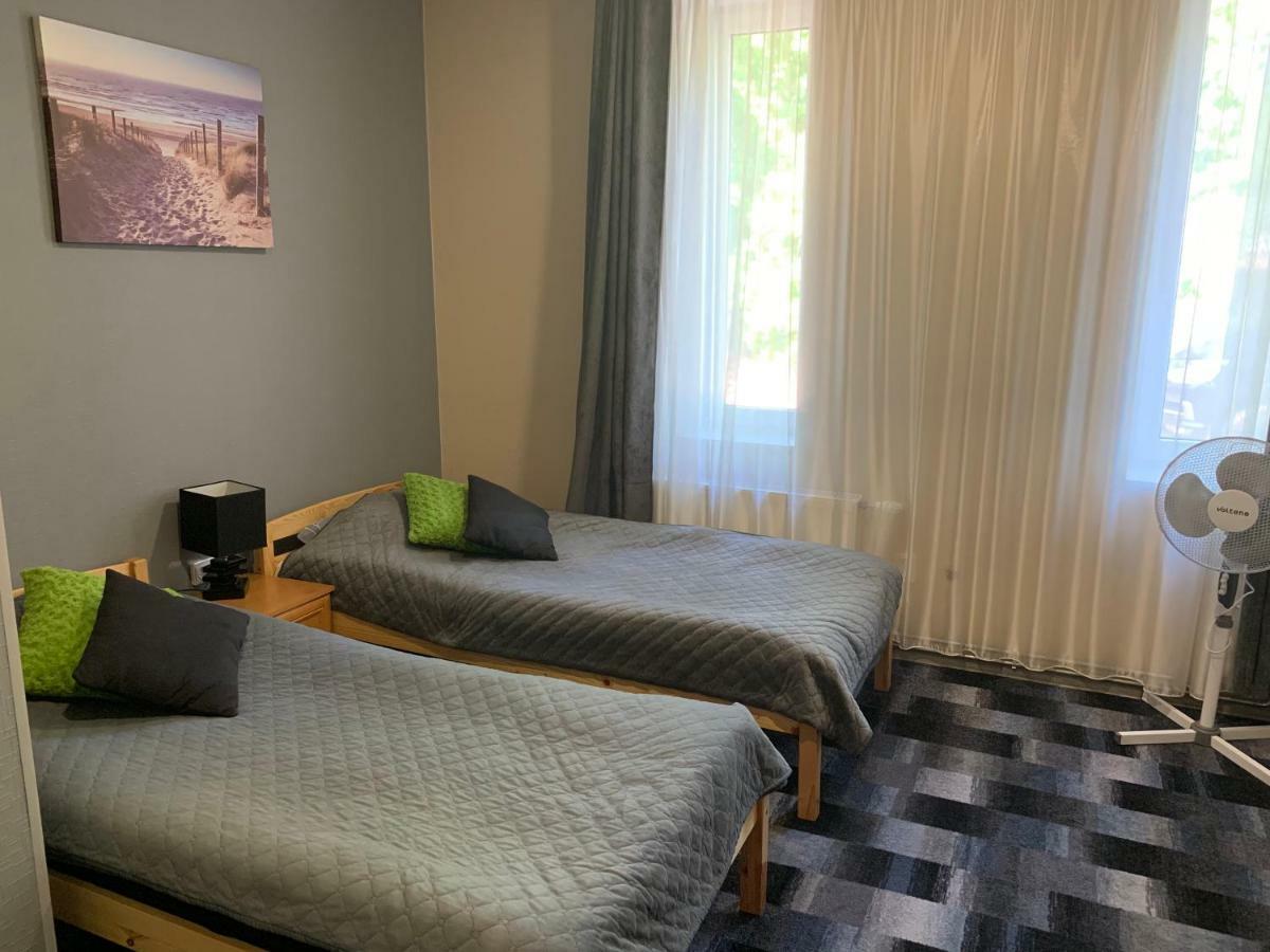 Portoss Hotell Ventspils Eksteriør bilde