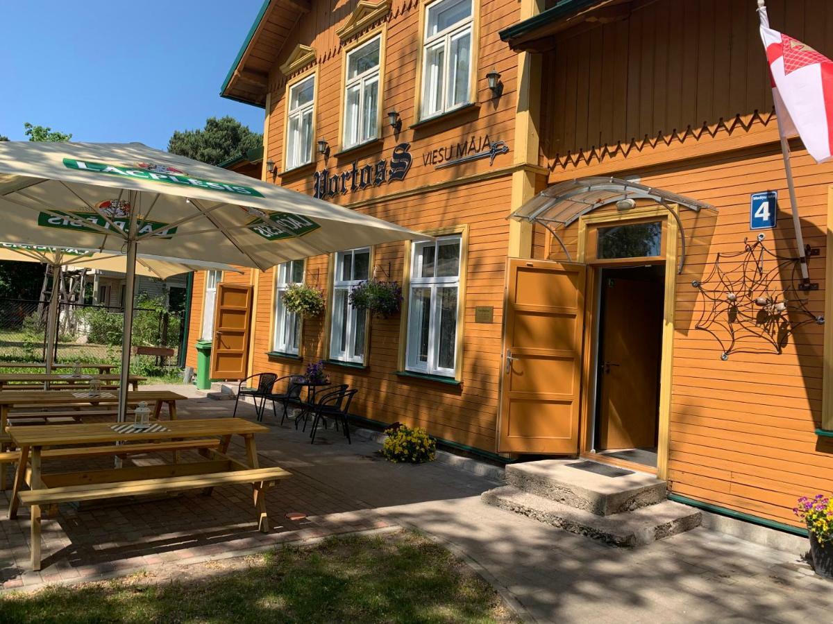 Portoss Hotell Ventspils Eksteriør bilde